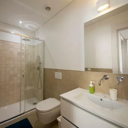Luxurious Cais Do Sodre - 4 Bedrooms With Amazing View Daire *