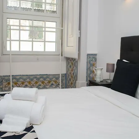 Luxurious Cais Do Sodre - 4 Bedrooms With Amazing View Lisboa